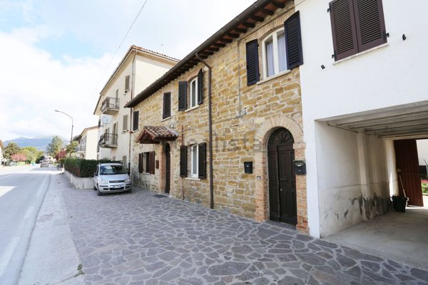 appartamento in vendita a Gubbio in zona Cipolleto