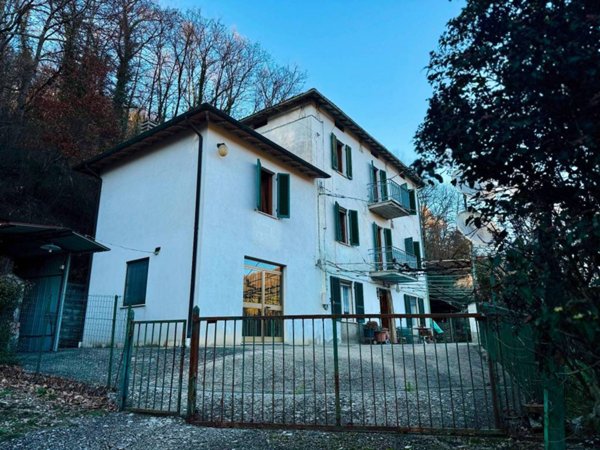 casa indipendente in vendita a Gubbio