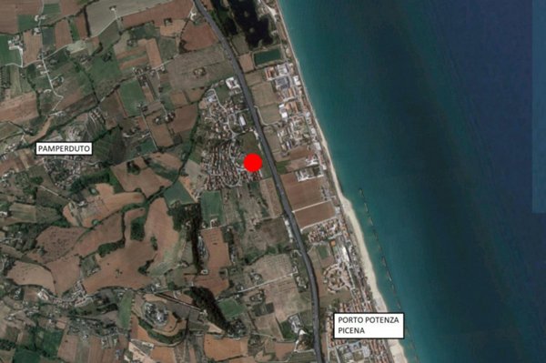 negozio in vendita a Gubbio