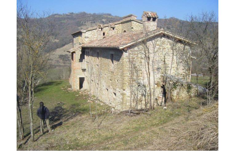 casa indipendente in vendita a Gubbio in zona Colpalombo