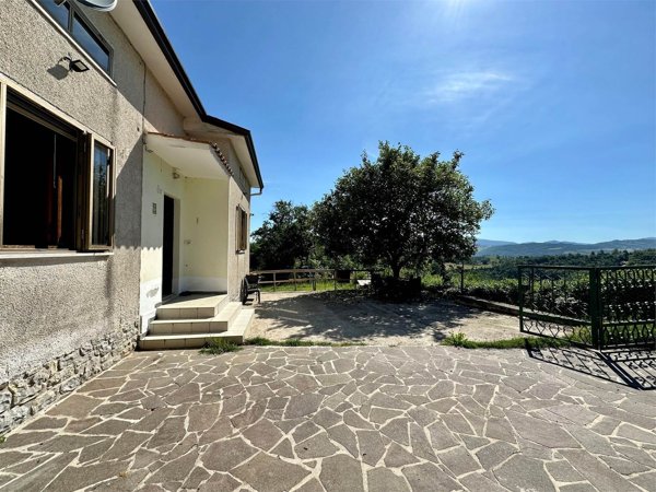 casa indipendente in vendita a Gubbio