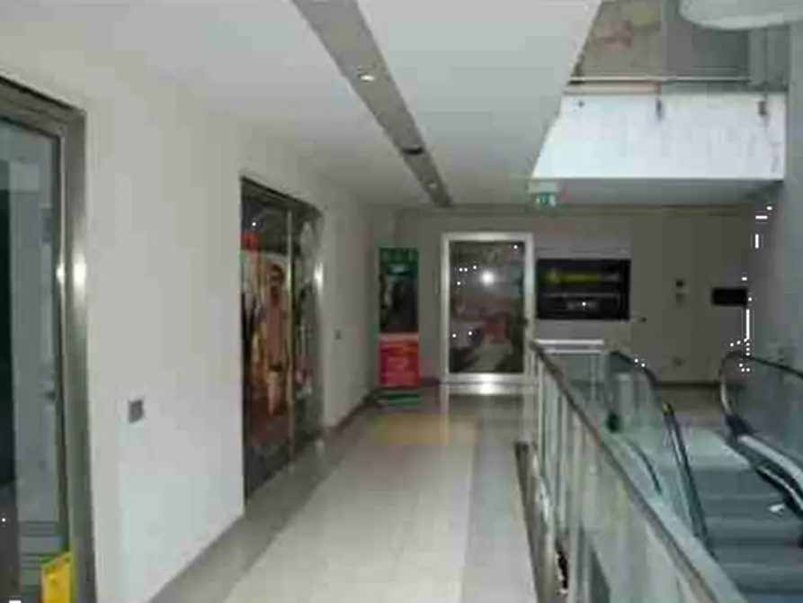 locale commerciale in vendita a Gubbio