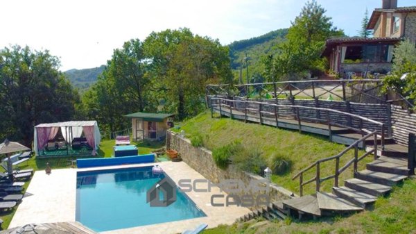 negozio in vendita a Gubbio