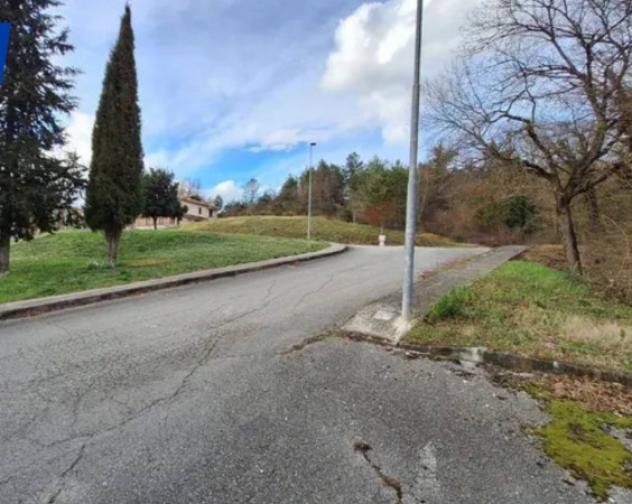 terreno edificabile in vendita a Gubbio in zona Branca