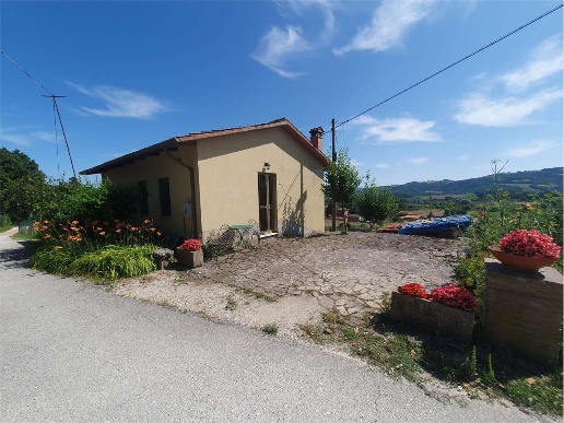 casa indipendente in vendita a Gubbio