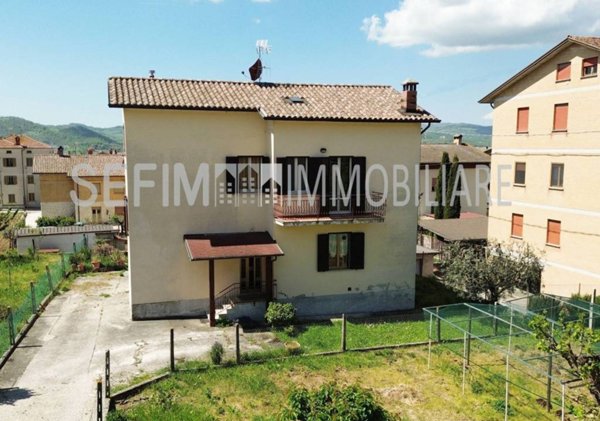 casa indipendente in vendita a Gubbio