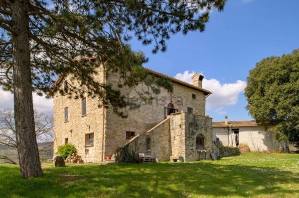 appartamento in vendita a Gubbio in zona Nogna