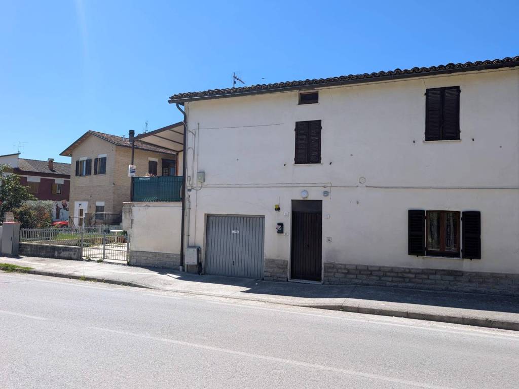 appartamento in vendita a Gubbio in zona Cipolleto