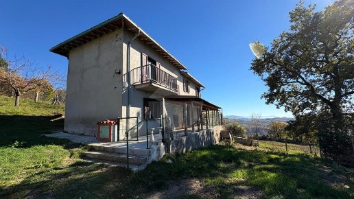 casa indipendente in vendita a Gubbio