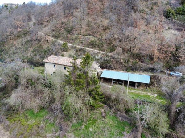 casa indipendente in vendita a Gubbio