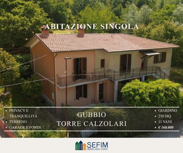 casa indipendente in vendita a Gubbio in zona Torre Calzolari
