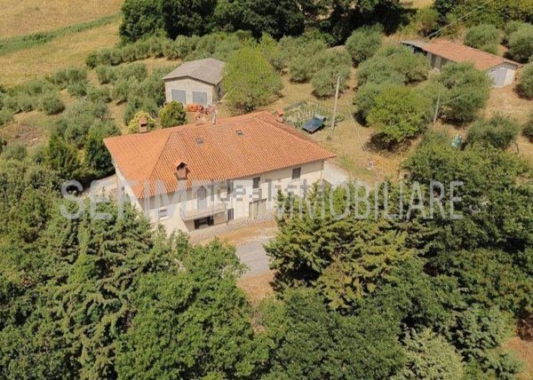 casa indipendente in vendita a Gubbio