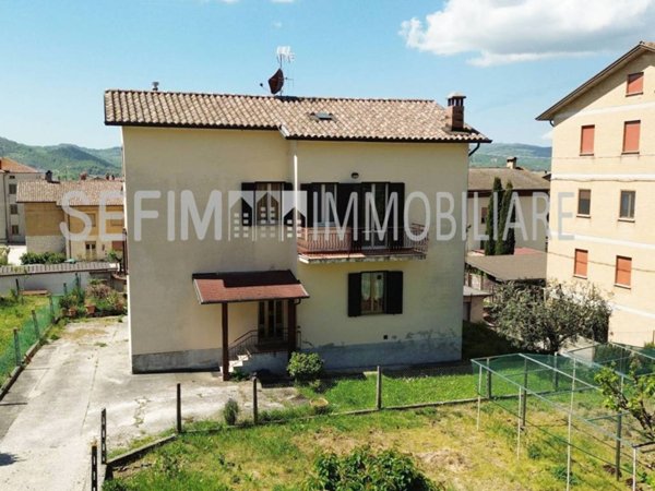 casa indipendente in vendita a Gubbio in zona Padule
