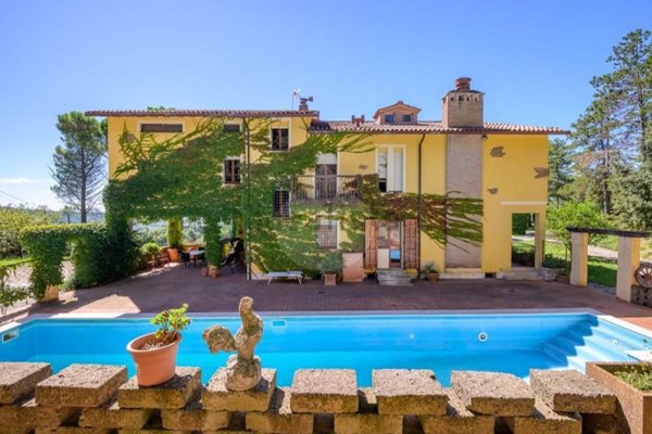 casa indipendente in vendita a Gubbio in zona Belvedere