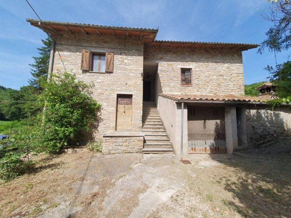 casa indipendente in vendita a Gubbio in zona Mocaiana