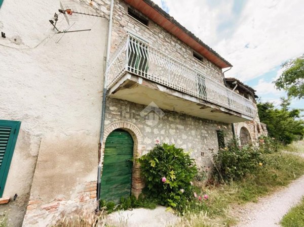 appartamento in vendita a Gubbio in zona Monteleto