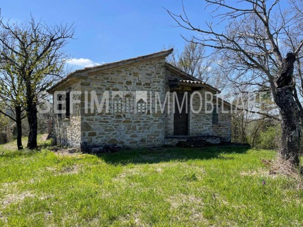casa indipendente in vendita a Gubbio in zona San Martino in Colle