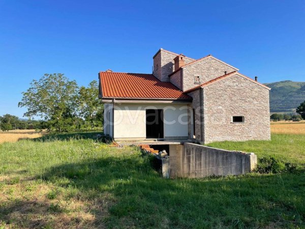 casa indipendente in vendita a Gubbio in zona San Martino in Colle