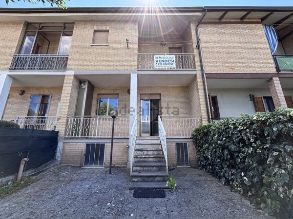 casa indipendente in vendita a Gubbio