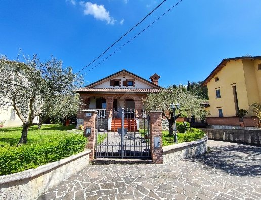 casa indipendente in vendita a Gubbio