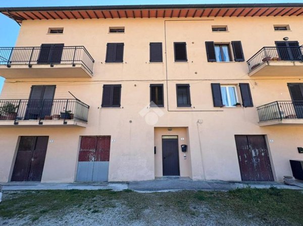 appartamento in vendita a Gubbio in zona Torre Calzolari