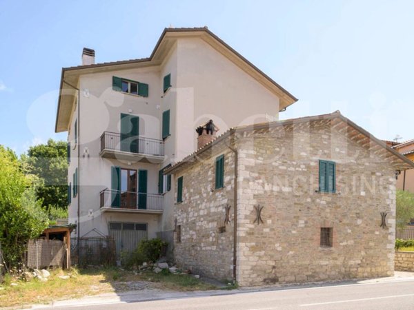 appartamento in vendita a Gubbio in zona Padule