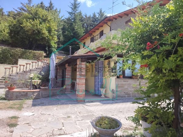 casa indipendente in vendita a Gubbio