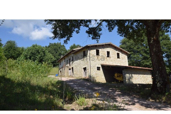 casa indipendente in vendita a Gubbio in zona Cipolleto