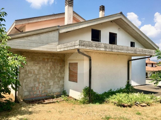 casa indipendente in vendita a Gubbio