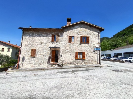 casa indipendente in vendita a Gubbio
