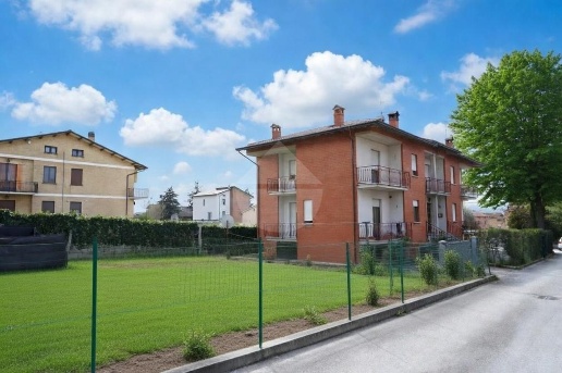 casa indipendente in vendita a Gubbio in zona Padule
