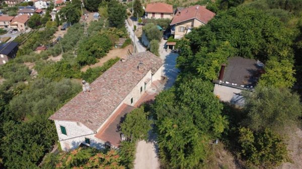 casa indipendente in vendita a Gubbio