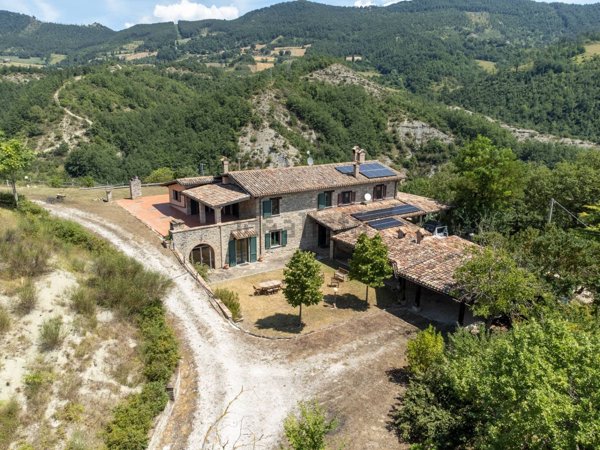 casale in vendita a Gubbio