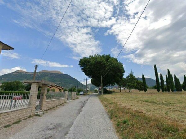 capannone in vendita a Gubbio in zona San Martino in Colle