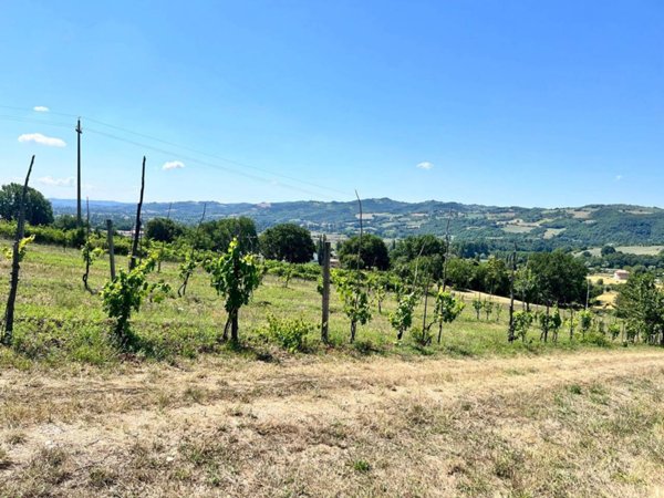 terreno in vendita a Gubbio in zona Loreto