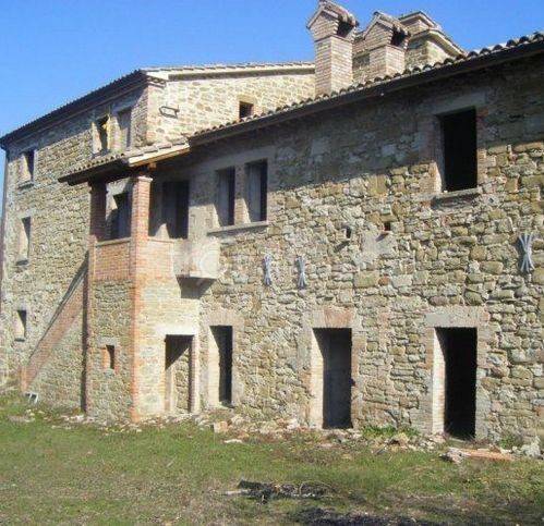 casa indipendente in vendita a Gubbio in zona Colpalombo