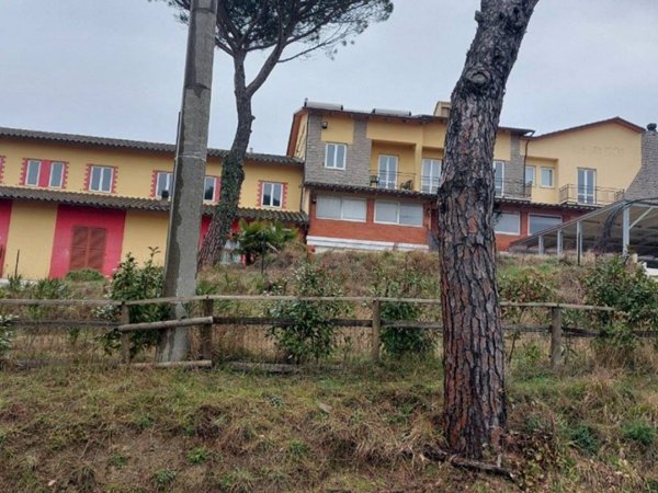 intera palazzina in vendita a Lisciano Niccone in zona Gosparini