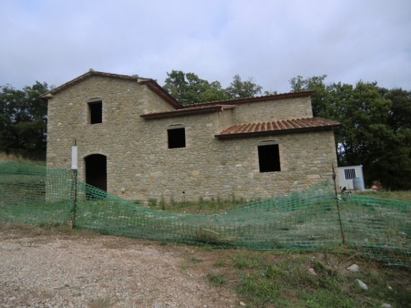 casa indipendente in vendita a Lisciano Niccone