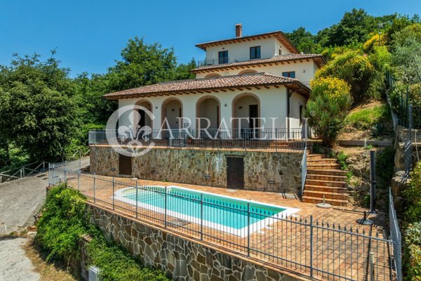 casa indipendente in vendita a Lisciano Niccone