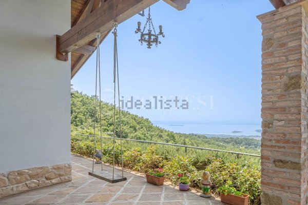 casa indipendente in vendita a Lisciano Niccone
