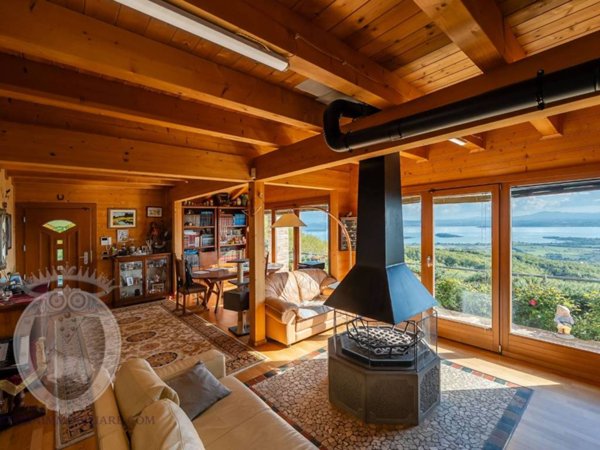 casa indipendente in vendita a Lisciano Niccone