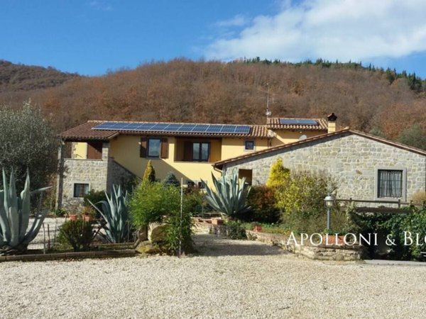 casa indipendente in vendita a Lisciano Niccone