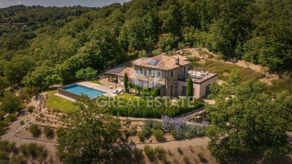 casa indipendente in vendita a Lisciano Niccone