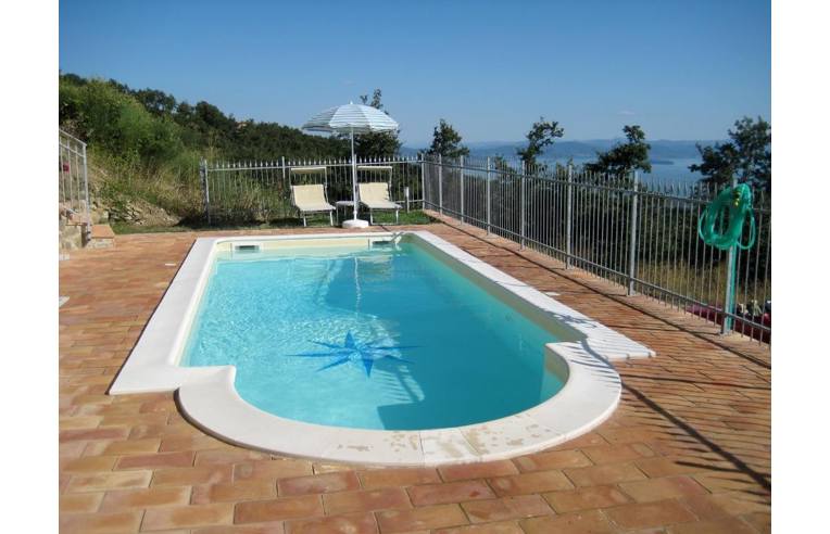 casa indipendente in vendita a Lisciano Niccone