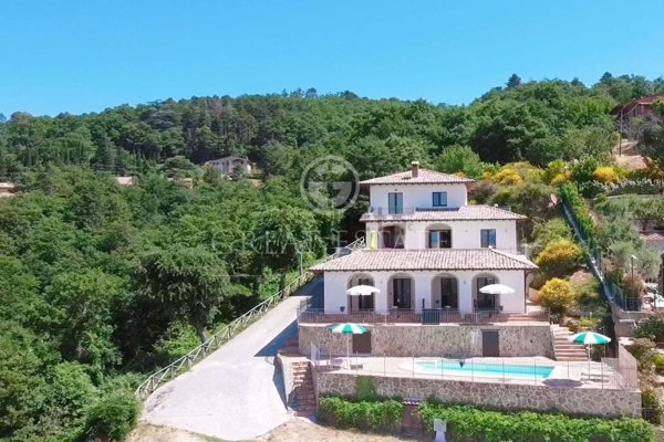 casa indipendente in vendita a Lisciano Niccone