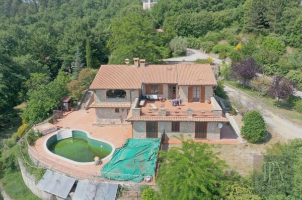 casa indipendente in vendita a Lisciano Niccone