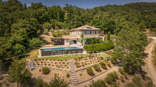casa indipendente in vendita a Lisciano Niccone
