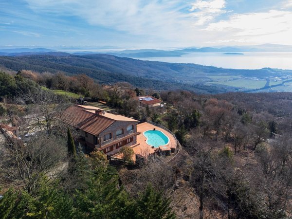 casa indipendente in vendita a Lisciano Niccone