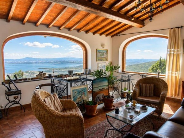 casa indipendente in vendita a Lisciano Niccone