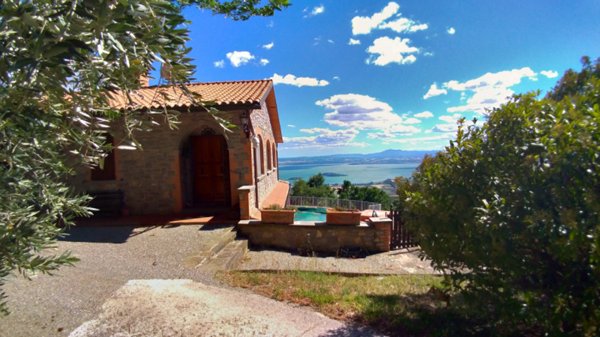 casa indipendente in vendita a Lisciano Niccone
